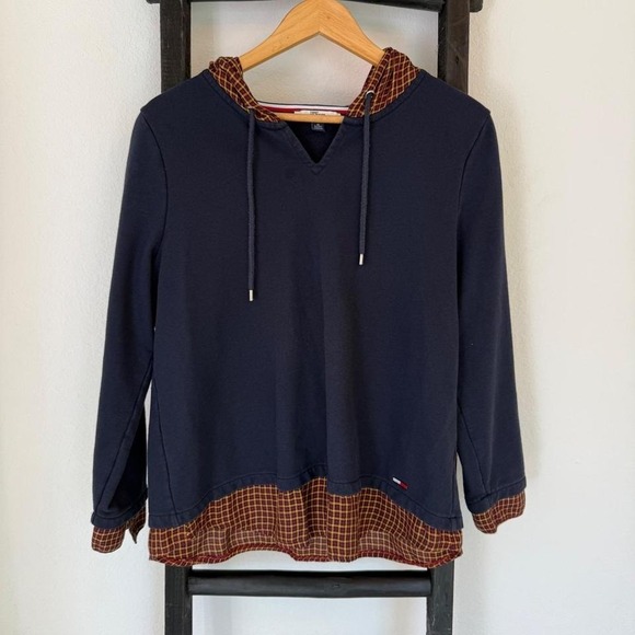 The Unbranded Brand Tops - Tommy Hilfiger Denim Navy Plaid Hoodie Sweatshirt Women's XL Made in‎ Indonesia